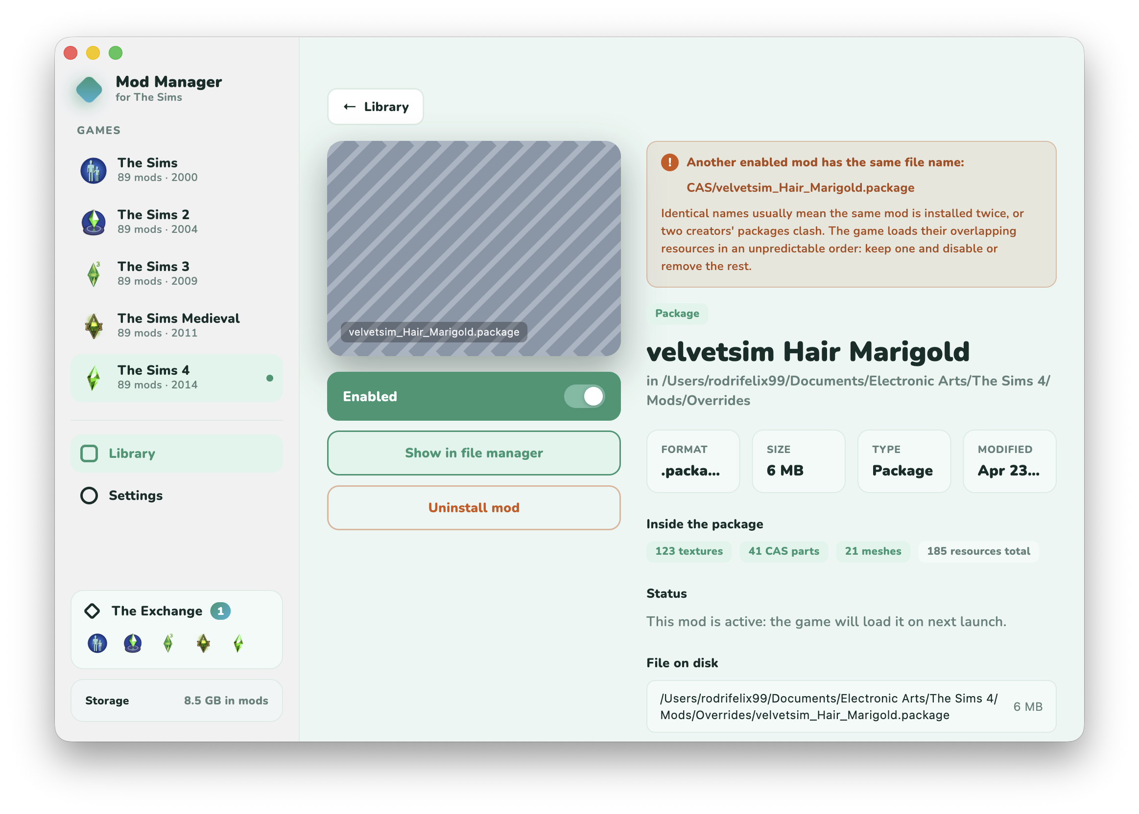 A mod's detail page showing what's inside the package, where the file lives, and a warning that another mod has the same file name